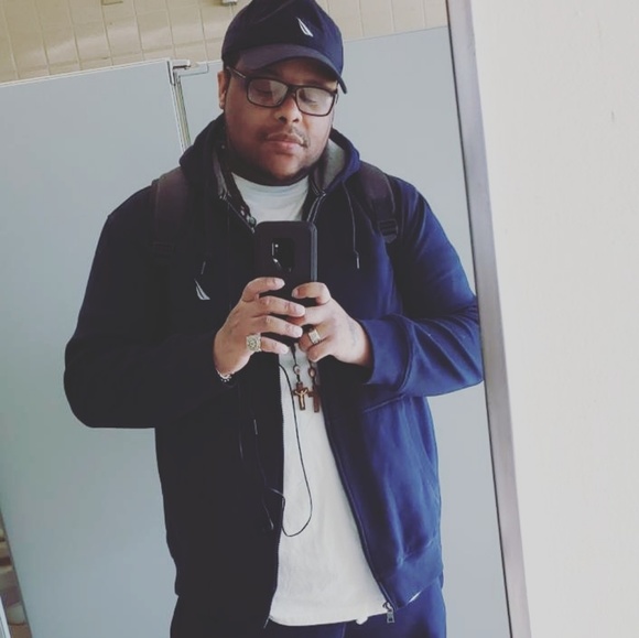 Meet your Posher, - Picture 3 of 3